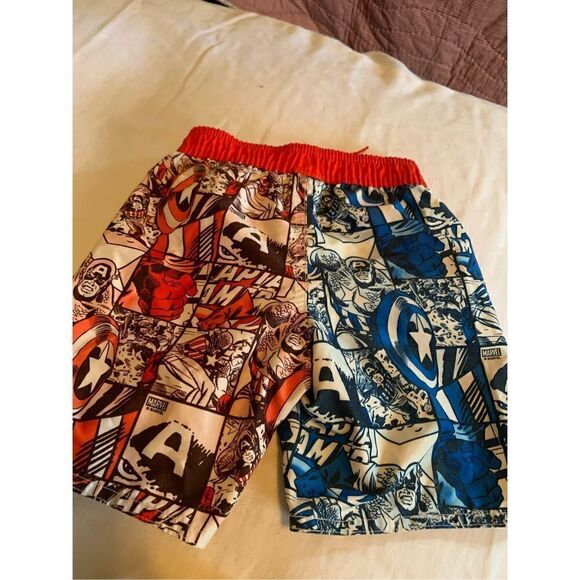 Marvel Comics Captain America swim trunks - Picture 4 of 5